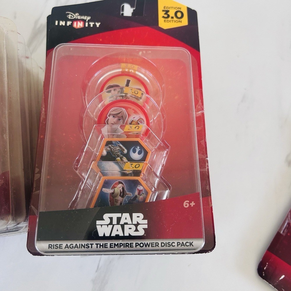 Disney Infinity 3.0 Power Discs 72 Discs Star Wars Tomorrow Land Lot of 18 Packs - Picture 10 of 12